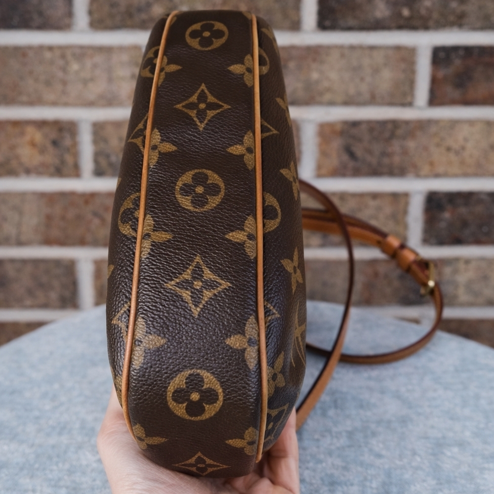 AUTHENTIC Louis Vuitton Odeon PM Monogram Crossbody Bag CA1089 Spain Vintage LV - Picture 8 of 17